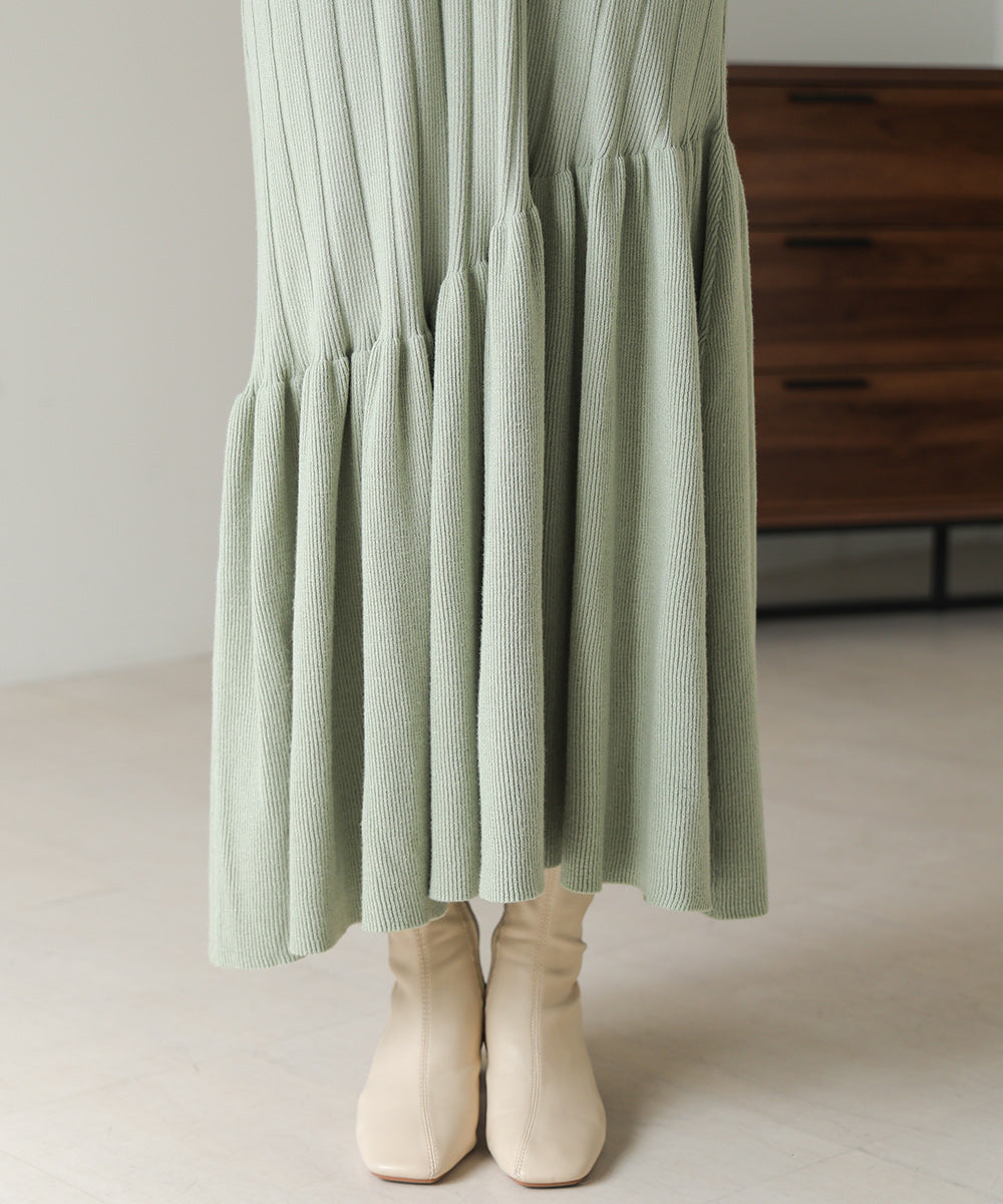 PEARL BUTTON FLARELINE KNIT ONEPIECE