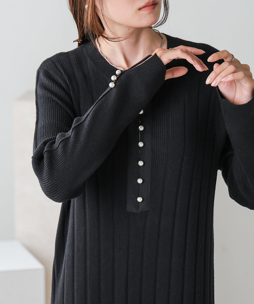 PEARL BUTTON FLARELINE KNIT ONEPIECE