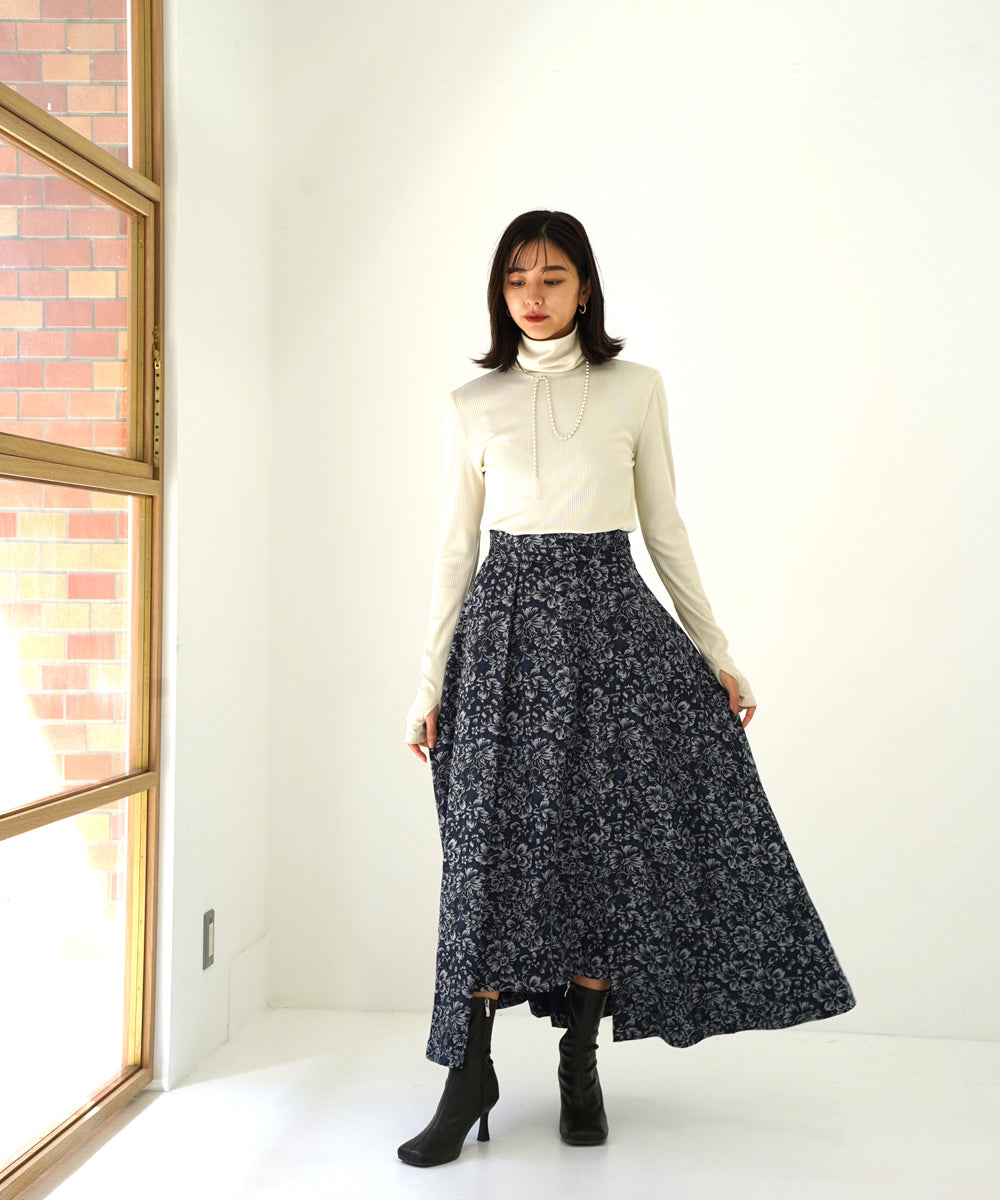 DESIGN FLARED SKIRT